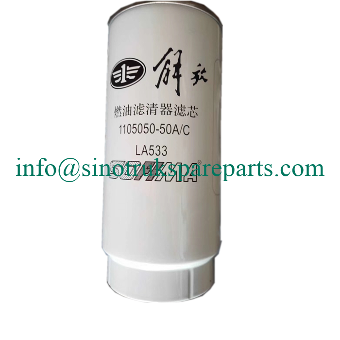 SINOTRUK HOWO Truck Parts 1105050-50A / C فلتر الوقود LA533