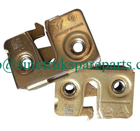 khóa cửa sinotruk howo WG1642310012 / 3 khối