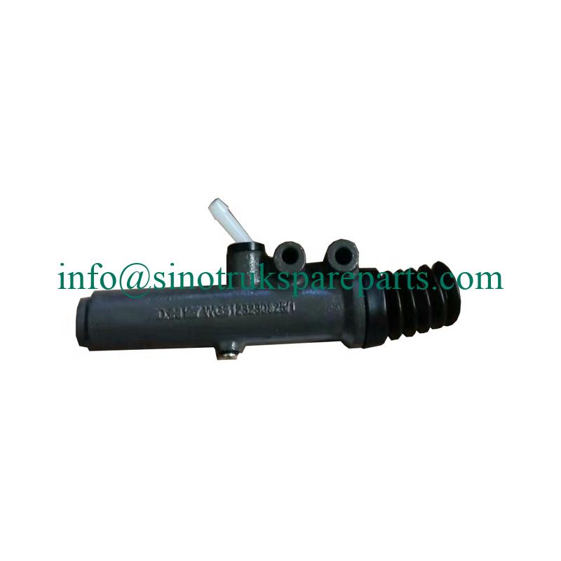 Sinotruk HOWO Xi lanh chính ly hợp WG9123230025