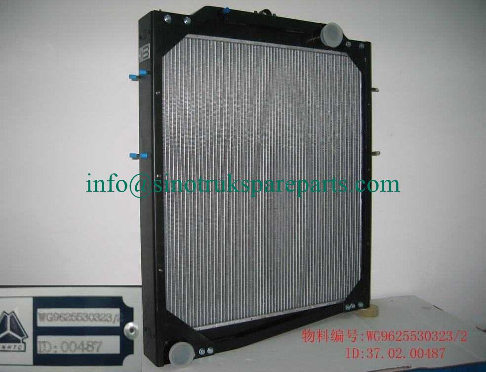 Radiador WG9625530323 de los recambios del camión de SINOTRUCK HOWO