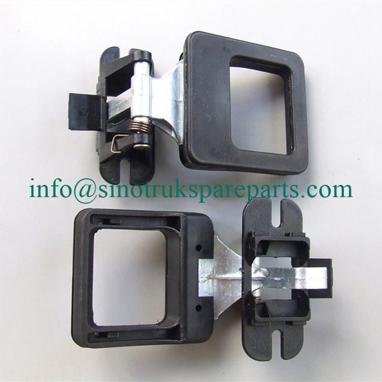 SINOTRUK HOWO TRUCK CABIN PARTS PINTU INNER HANDLE WG1642340003
