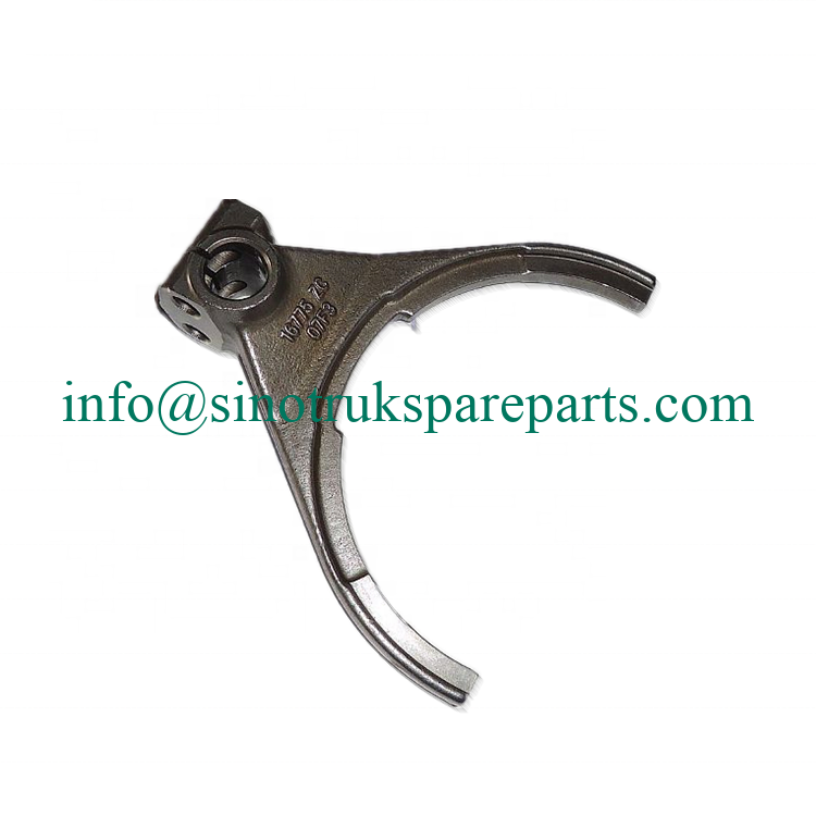 Suku Cadang truk Sinotruk Dongfeng 1/2 Garpu Pemindah Gigi JS100A-1702055