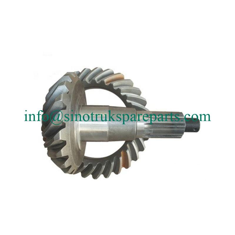 Привод SINOTRUK HOWO 199014320137