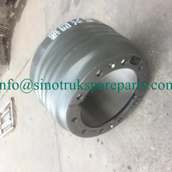Sinotruck Howo Spare Parts Rem Belakang Drum WG9231343006
