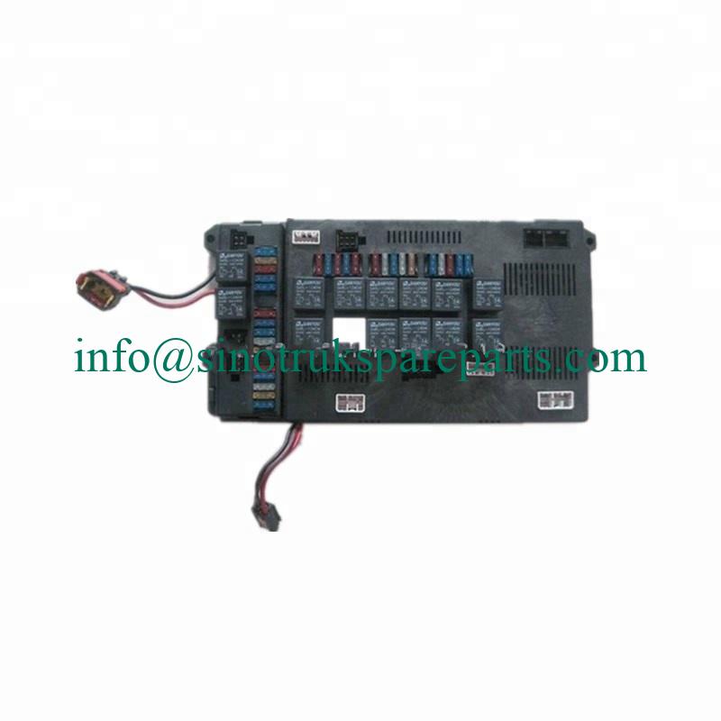 Module de commande droit AZ9719580002 de pièces de cabine de camion Sinotruk HOWO A7 pour cabine HOWO