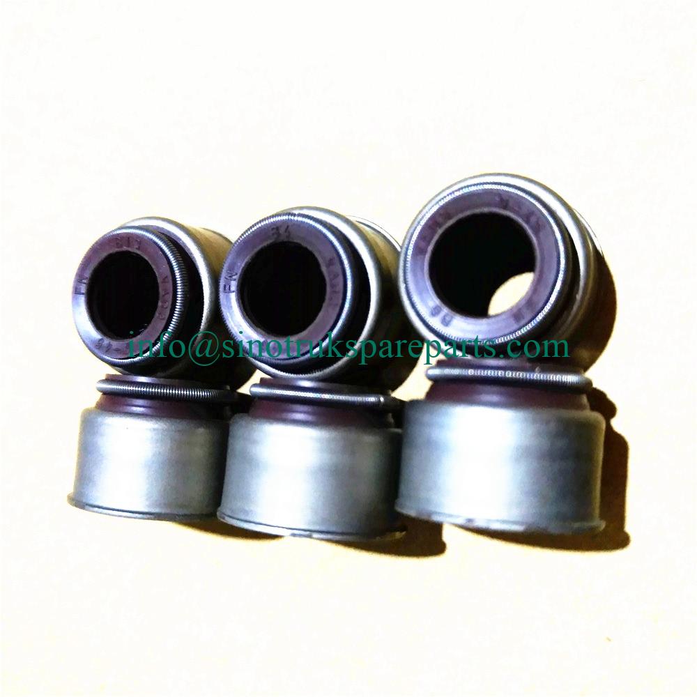 SINOTRUK Man Engine MC11 suku cadang Exhaust valve stem oil seal 202V04902-0035