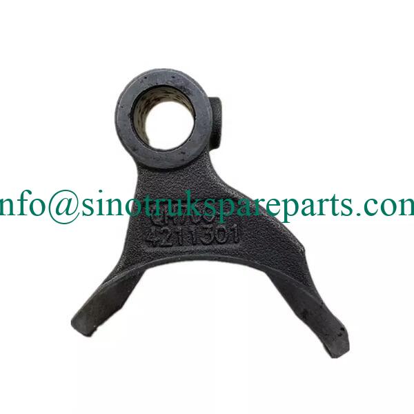 قطع غيار الشاحنات ساينو تراك PTO Fork QH70C-4211301