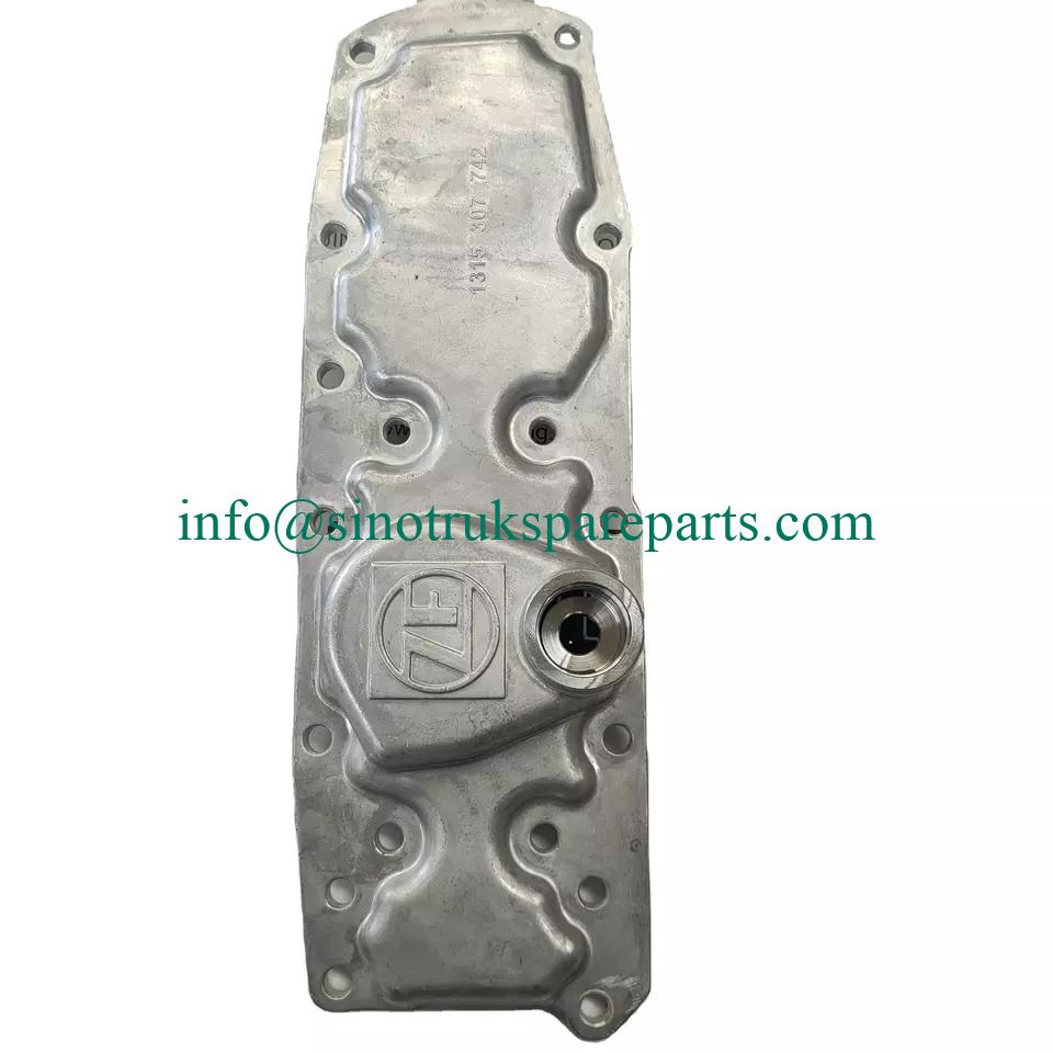 1315307336 small cover for sinotruk spare parts