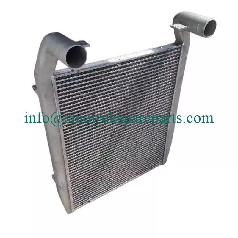 Lắp ráp bộ làm mát Intercooler WG9725530265