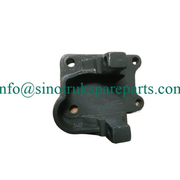 sinotruk howo spare parts AZ9725520290 Front left bracket