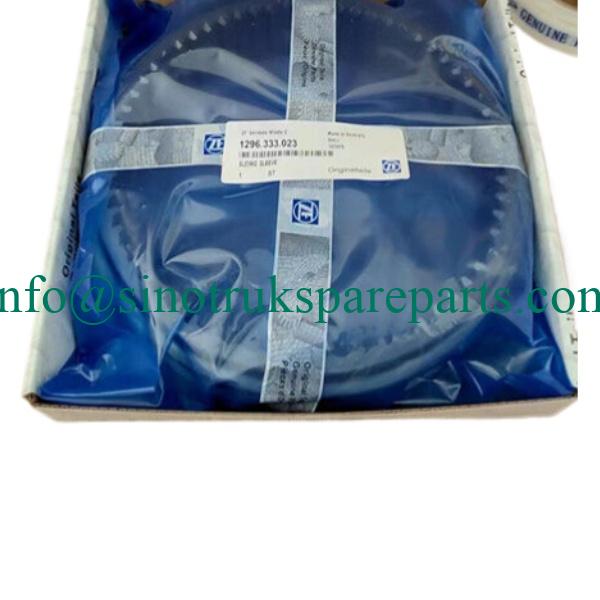 phụ tùng sinotruk howo 1296 333 023 tay áo trượt
