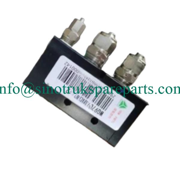 Sinotruk HOWO 52-Way Pneumatic Control Valve WG9700240002 – OEM Air Control Valve for HOWO Trucks
