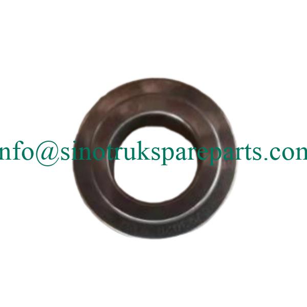 SINOTRUK HOWO T5G T7H SITRAK C7H MC07 MAN Engine Spare Parts Intake Valve Seat Ring 080V93020-0384