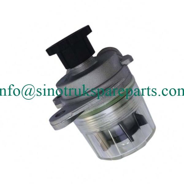 Original SINOTRUK 201V12150-0002 Hand Oil Pump – For HOWO C7H, T7H & A7 Trucks | Fuel & Lube Priming