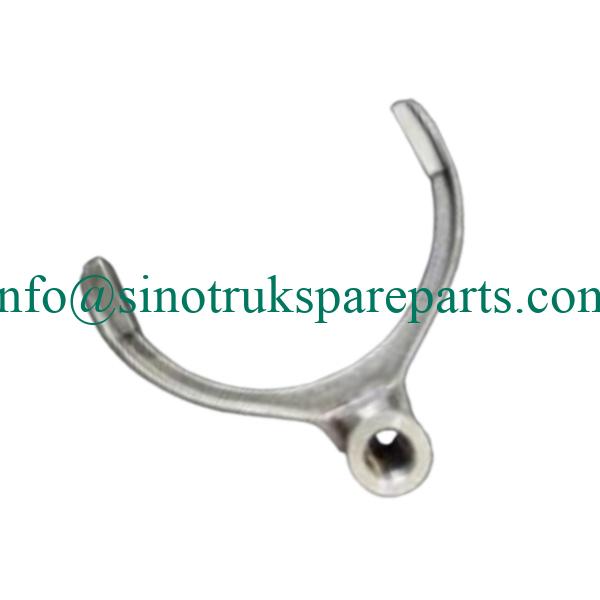Sinotruk HOWO Transmission Shift Fork for Helical Gears – Syncro Type  Part No. WG2214220098