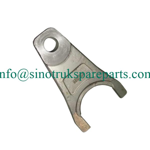 Sinotruk HOWO Transmission Shift Fork – OEM Replacement for WG2214220001