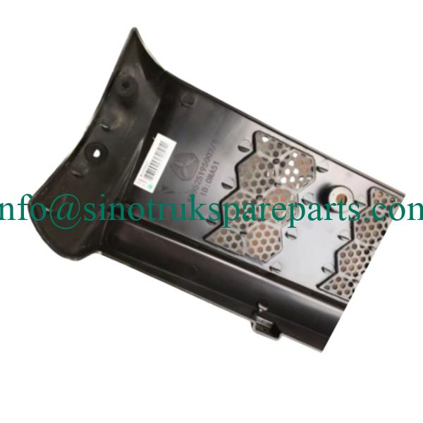 WG9525195002 Air Intake Baffle for SINOTRUK HOWO Trucks – Original Replacement Part